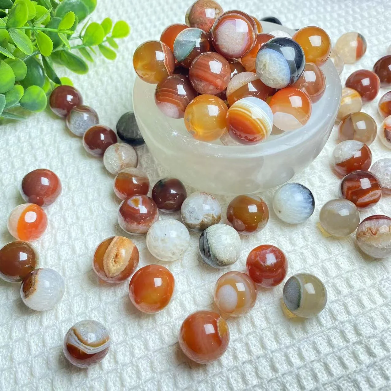 Wholesale Natural Red & Black Agate 1.5-2cm Mini Polished Ball Reiki Healing Meditation Style Home Decor