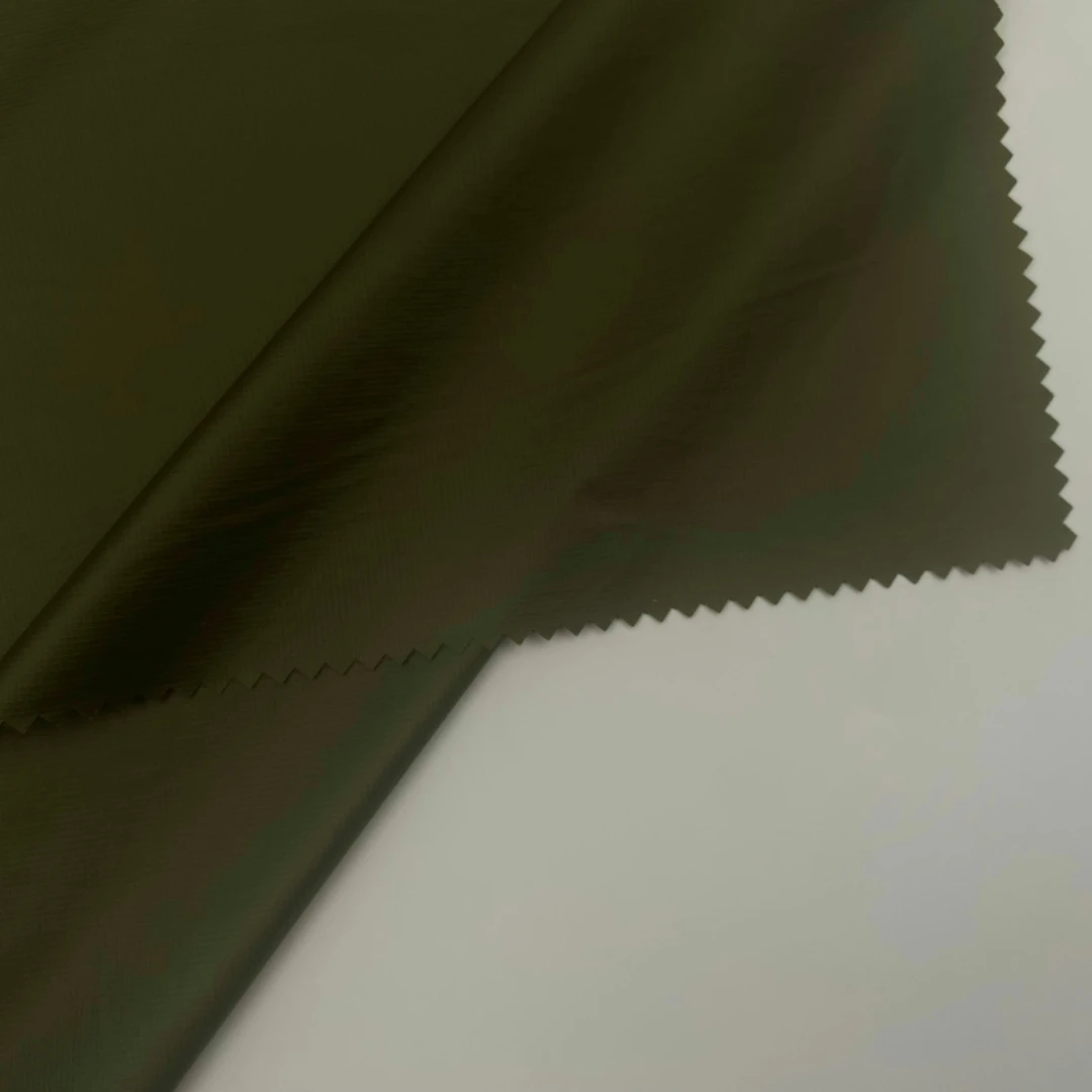 20D 100% Nylon Ripstop Light Waterproof Downproof Fabric For Down Jacket