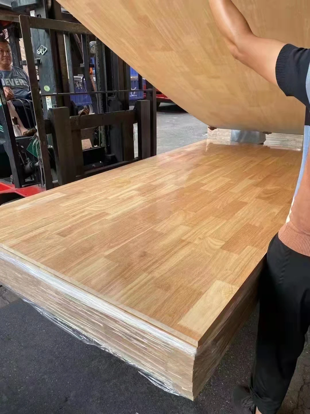 high quality rubber finger jointed board