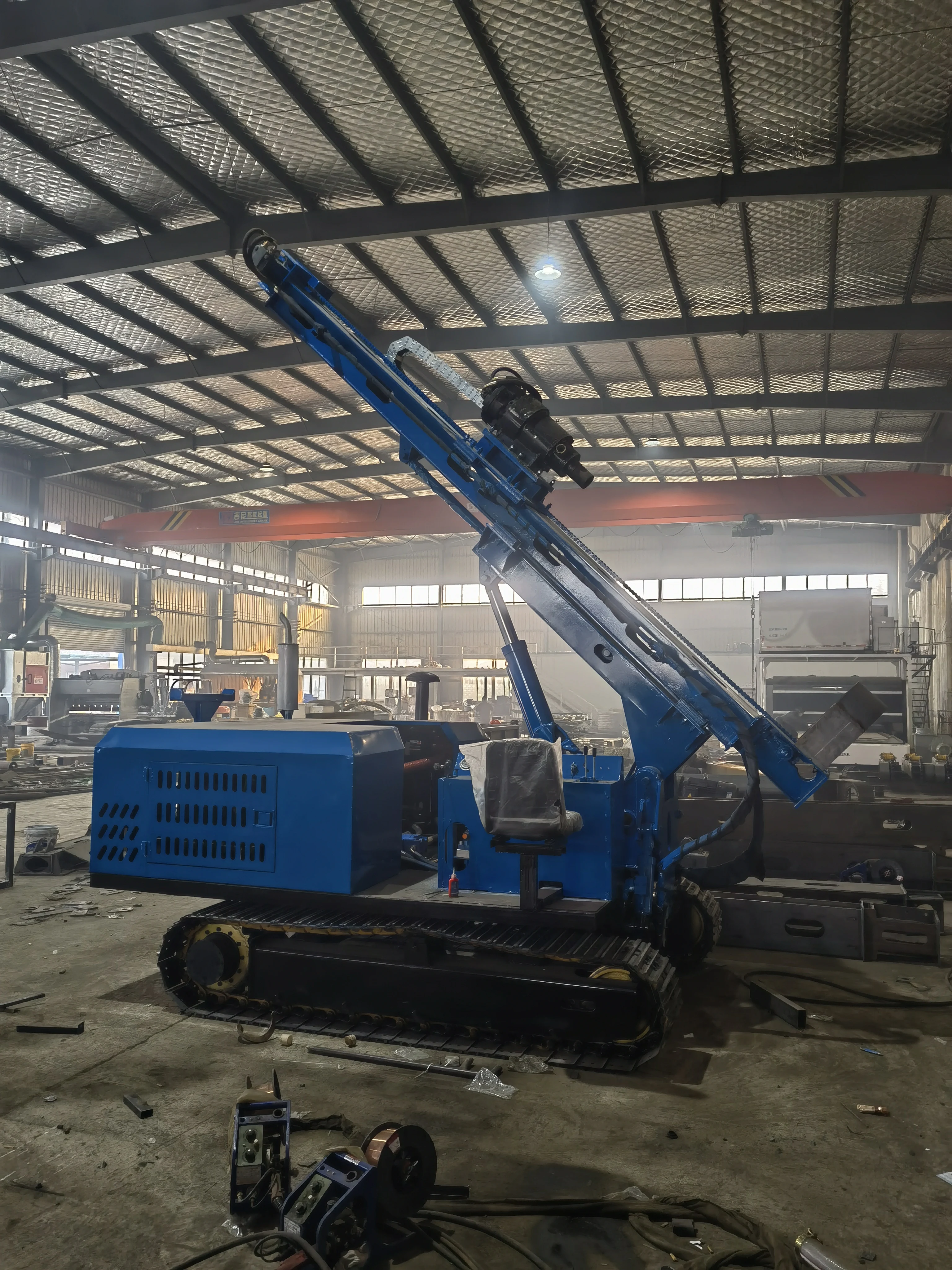 Efficient Solar Panel Plant Pile Ramming Machine with Hydraulic Press