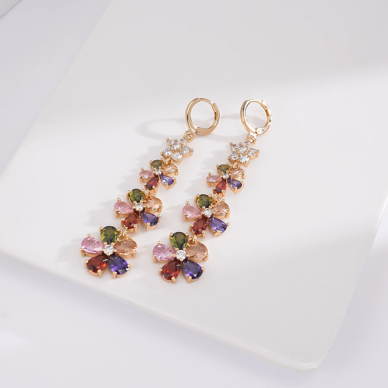 Fashion Cute Brass Diamond Earrings 18k Plated Huggie Hoop Zircon Jewelry Custom Gold Earring For Women