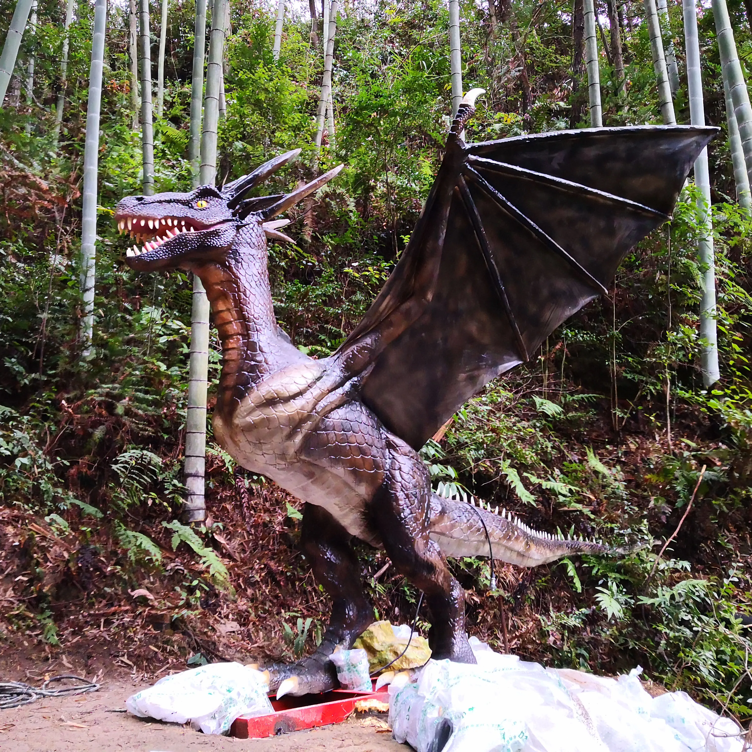 Dinosaur king has wings dragons