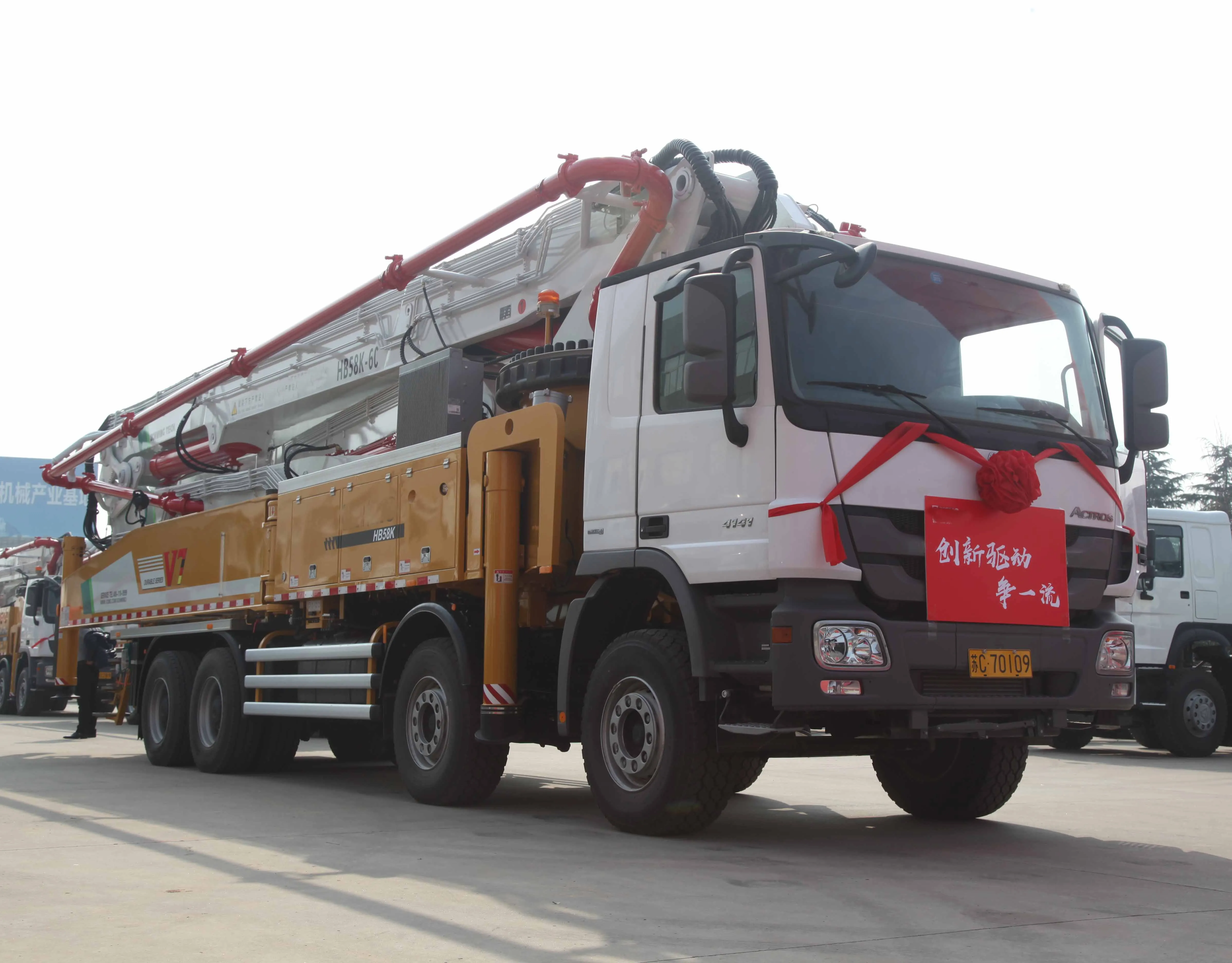 China Famous Brand Hb56 Truck Mounted Concrete Pump For Sale