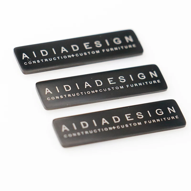 
Waterproof Gold Small Sew On Brand Stamped Ingraving Clothing Swimwear Swimsuits Scarf Metal Logo Plate Label Tag For Garment 