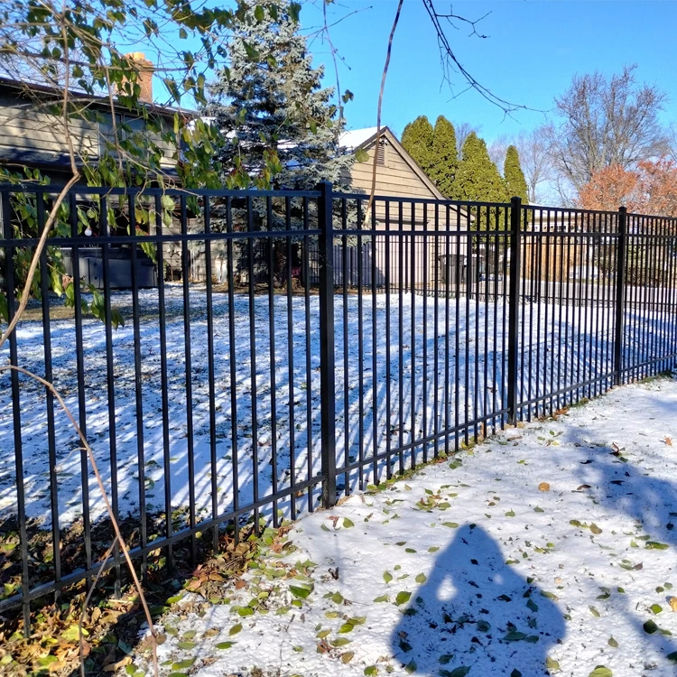 Easily AssembledCustomized Anti Rust Aluminum Outdoor Fence 6 Ft Metal Wrought Iron Steel