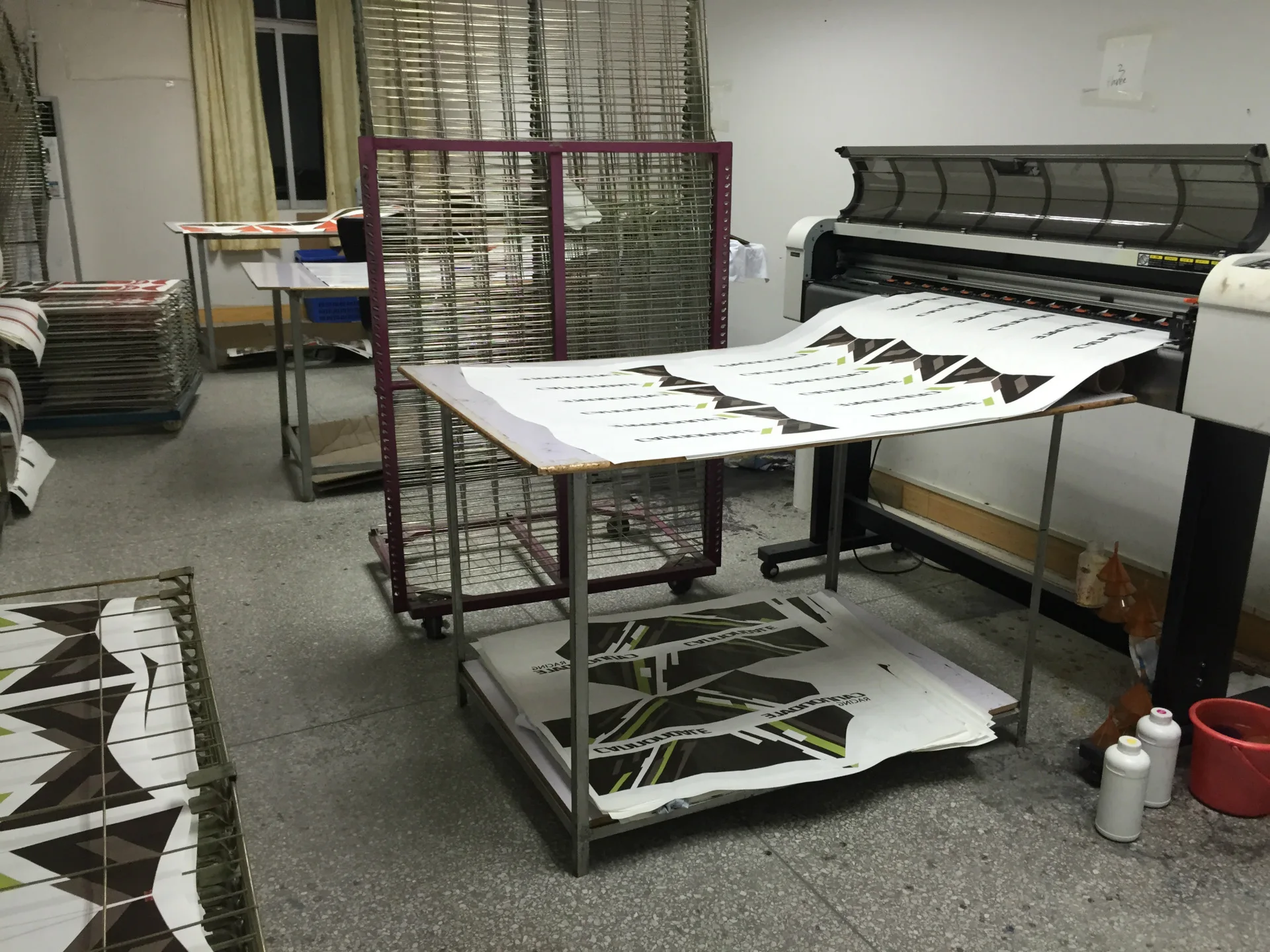 1883877823_238261175