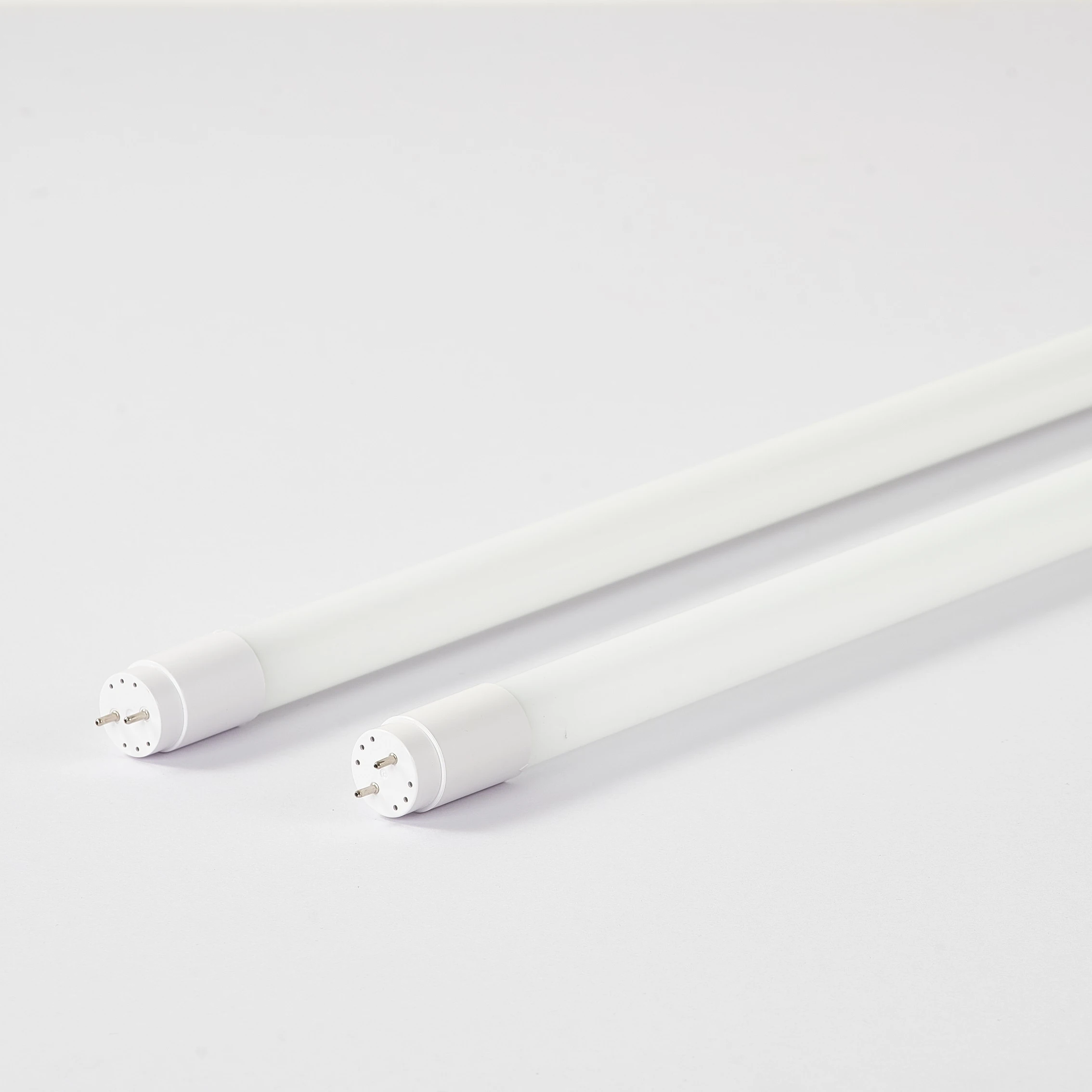 2024 New Arrival T5 RGB LED Tube 18W Power 1200mm Length RoHS Certified Aluminum & Glass Body with SMD2835 Chip