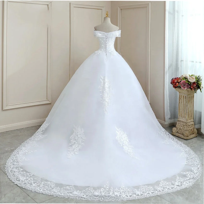 2023 new style white trailing wedding dress for bride off-shoulder  slim wedding dress wholesale