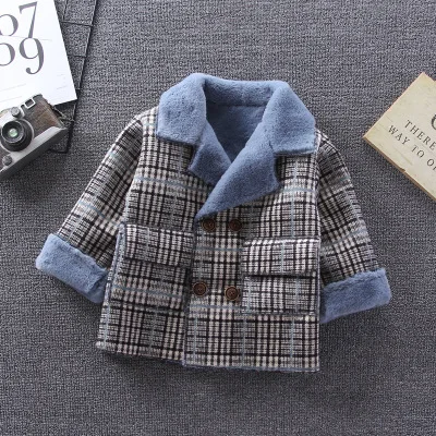 Детская одежда для мальчиков Новинка Зима 2019 Детский костюм с толстым меховым воротником детская бархатная повседневная куртка