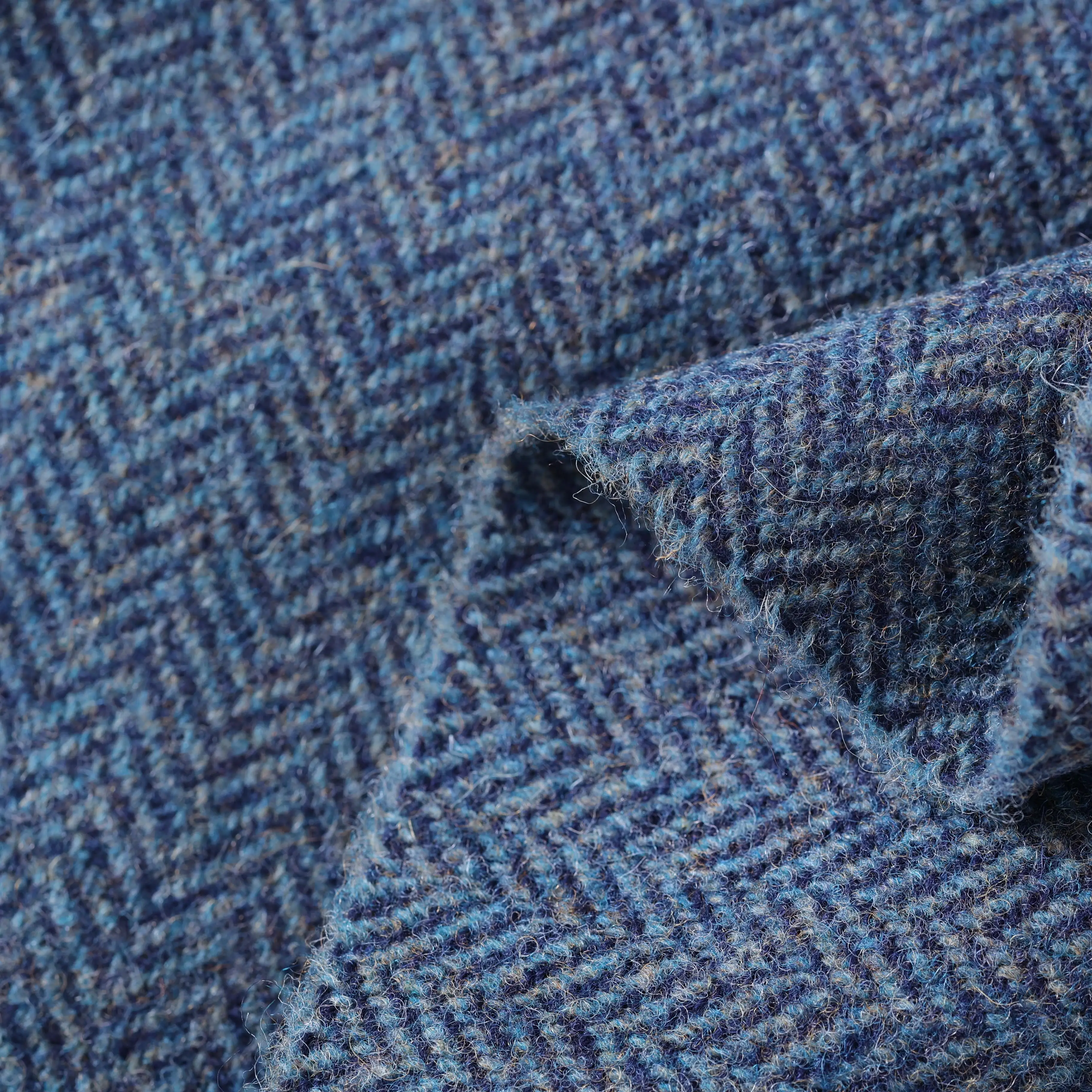High Quality Medium Weight 100% Wool Fabric Worsted Wool  Fabric In-Stock
