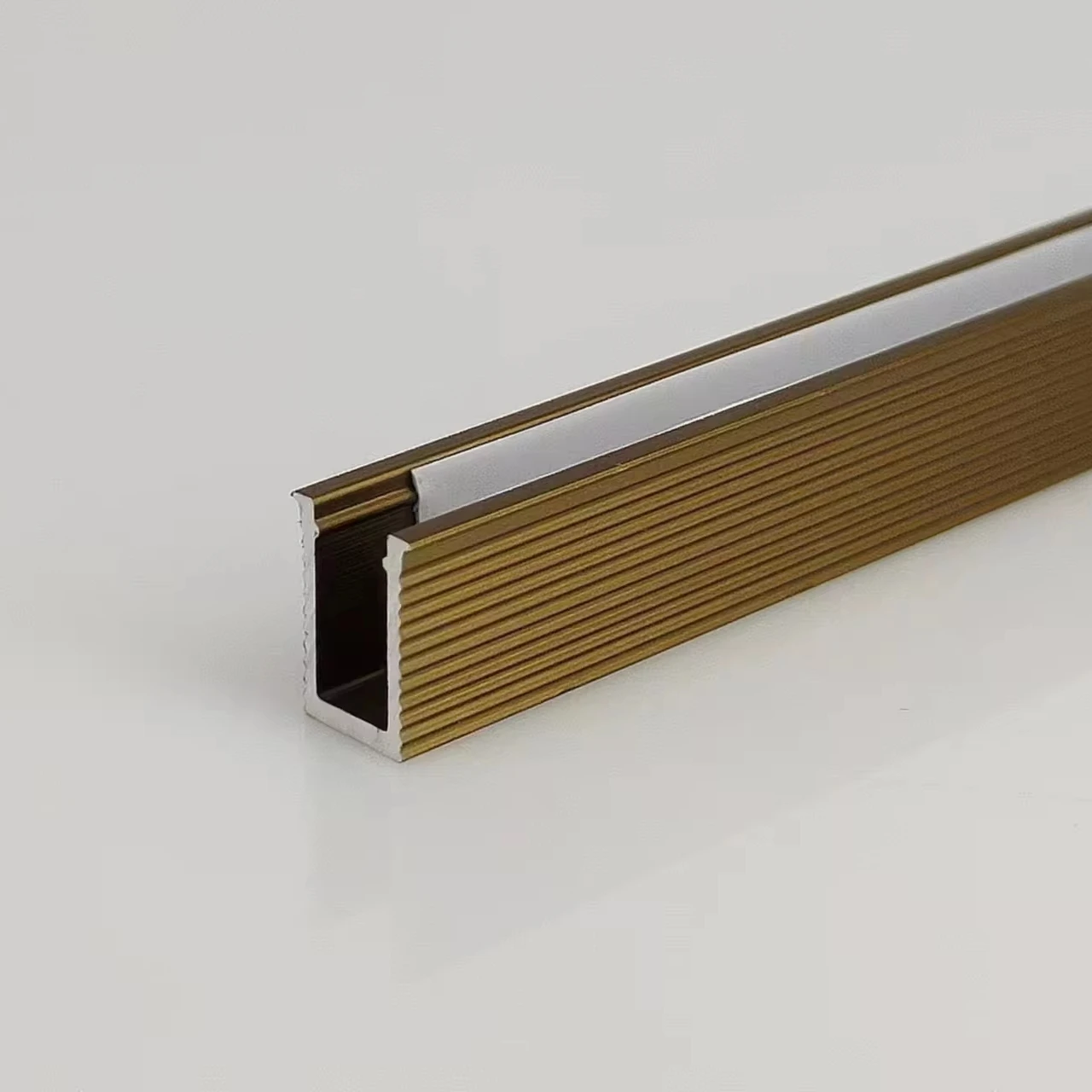 Slim W5.7*H8.9mm Aluminum LED Light Channel With Slot Recessed Installation Include Silicone Diffuser Cabinet Lighting