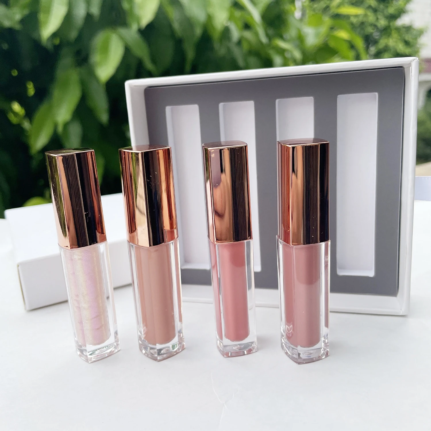 Wholesale Natural Mineral-Based Lip Gloss Set Waterproof Liquid Matte Lipstick New Feature Makeup with Labeling Logo