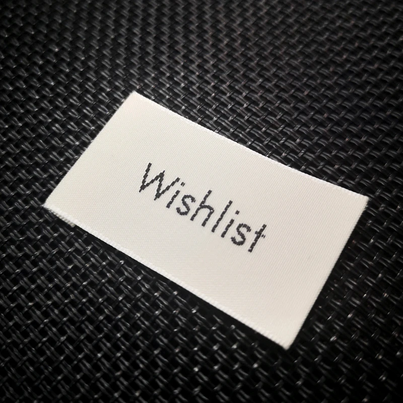 Custom Brand Clothing Label Manufacturer Woven Label with Centre folded