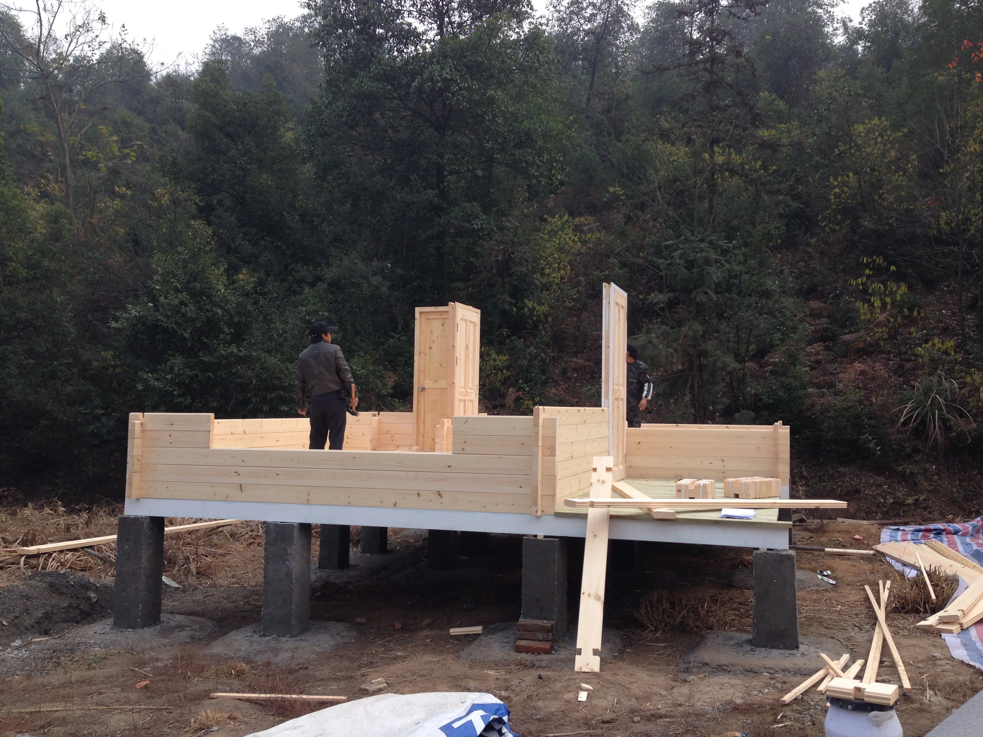 Low cost Modern Tiny house Wooden house China Prefabricated Home For Europe Hotel Apartments