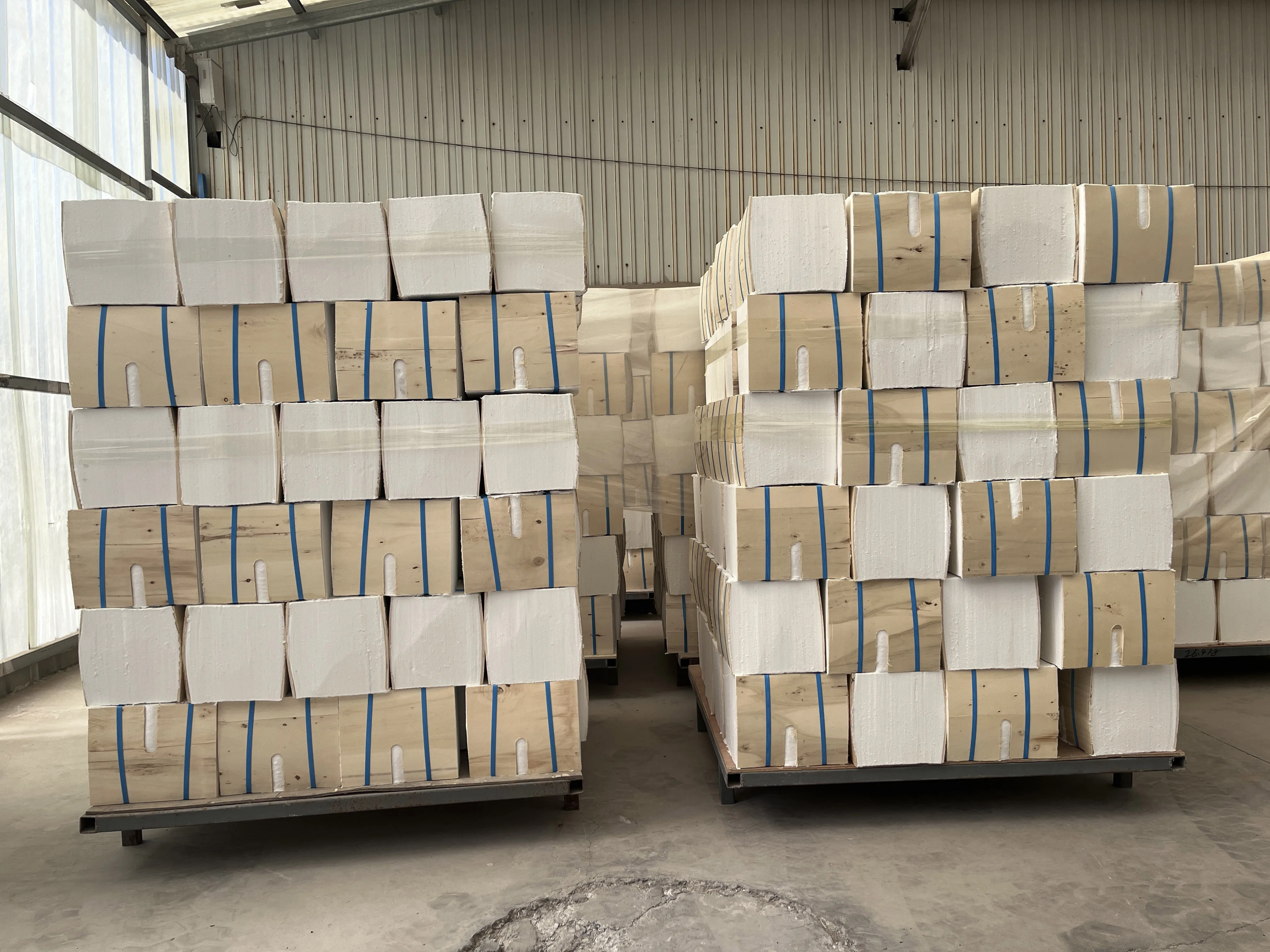 Wholesale price thermal insulation fireproof ceramic fiber refractory material White Ceramic Fiber Module