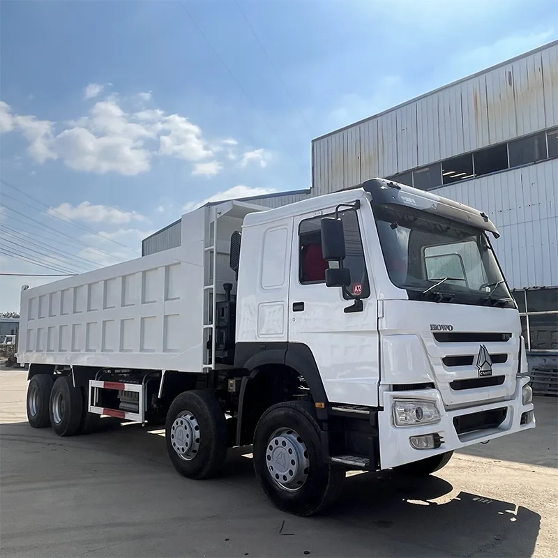 Поставка через границу двухжелезнодорожный самосвал 8x4 перед четырьмя задними восьмью самосвалами Тандемная Ось самосвала