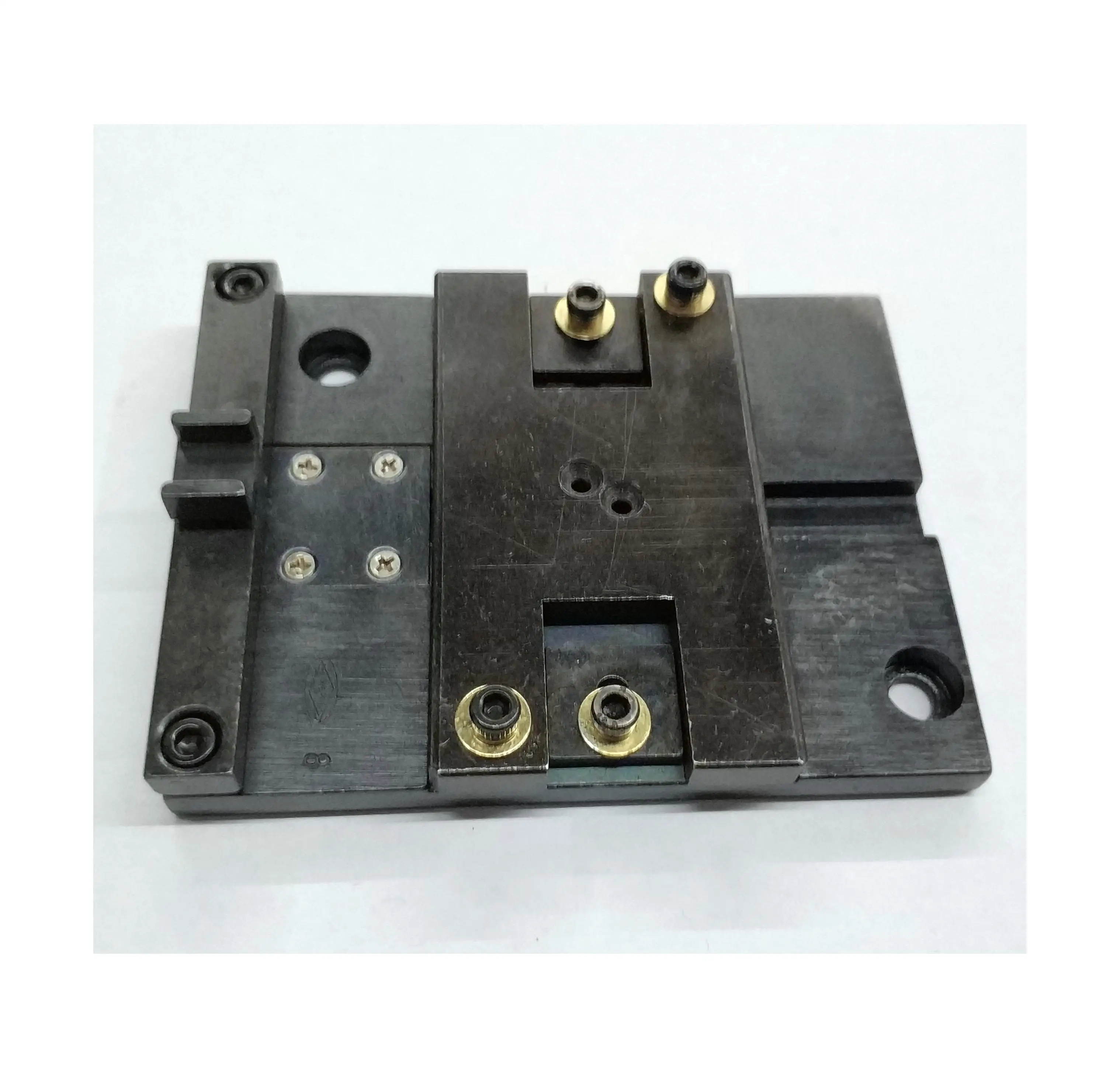 High quality needle plate big for zipper sewing machine spare parts