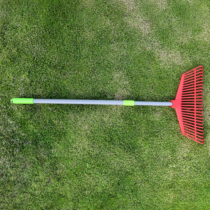 
26T Plastic Garden Rake Wide Garden Tractor Landscape Rake Head 