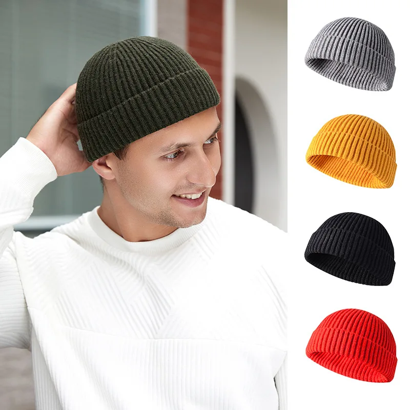 Custom  Wholesale Winter Plain Dyed Beanie Hat Warm Knitted Beanie Custom Logo Short Fisherman Beanie for Men Women