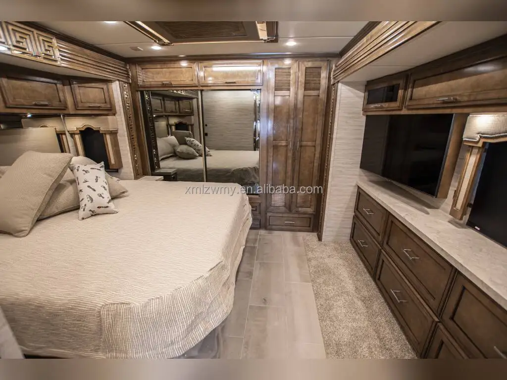 2020 2021 2022 2023 2024 USED  2023 Newmar Class C RV Super Star 4061  RV Camping Motorhome