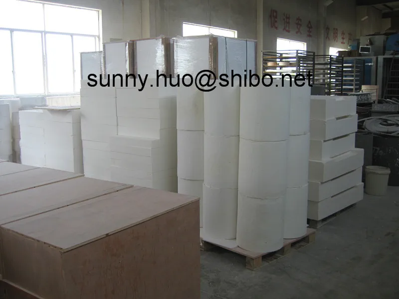 Теплоизоляционная керамическая волоконная плита для печи и печи
