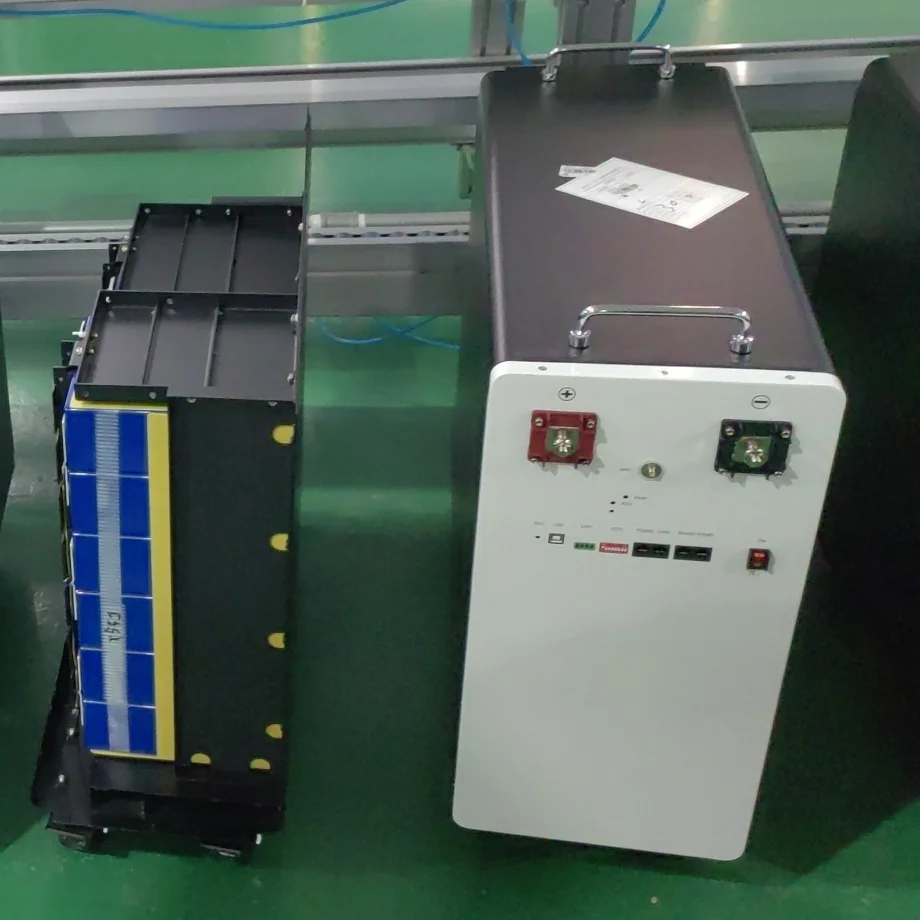 New Strong Capacity 14.3kWh 15.3kWh LP2100 Lifepo4 51.2V 280Ah 300Ah Smart Control Lithium Lifepo4 Battery