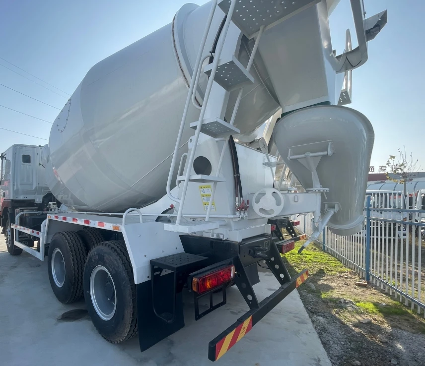 Isuzu 390HP 6X4 Concrete Mixer Truck Cement Tank Truck Customization Support