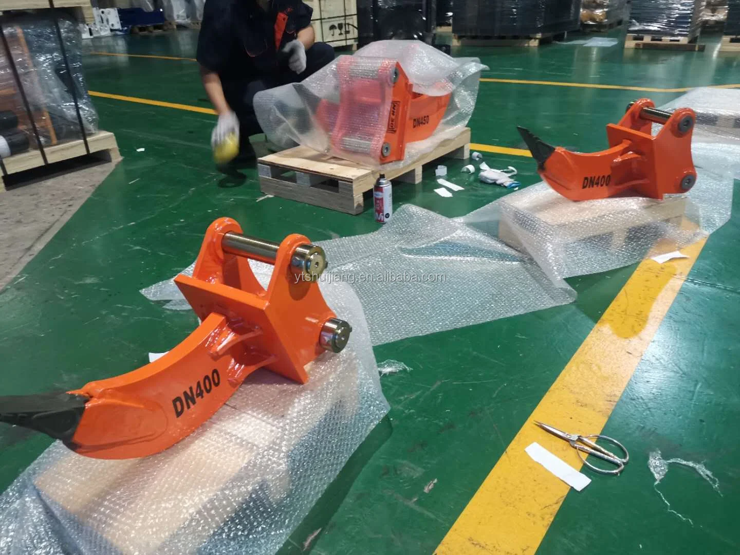 high quality excavator vibro ripper with opening width