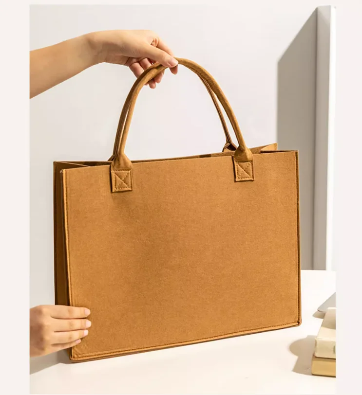 Wholesale Fashion Custom Logo Printed Fashion Felt Shopping Bags Portable Tote Bag