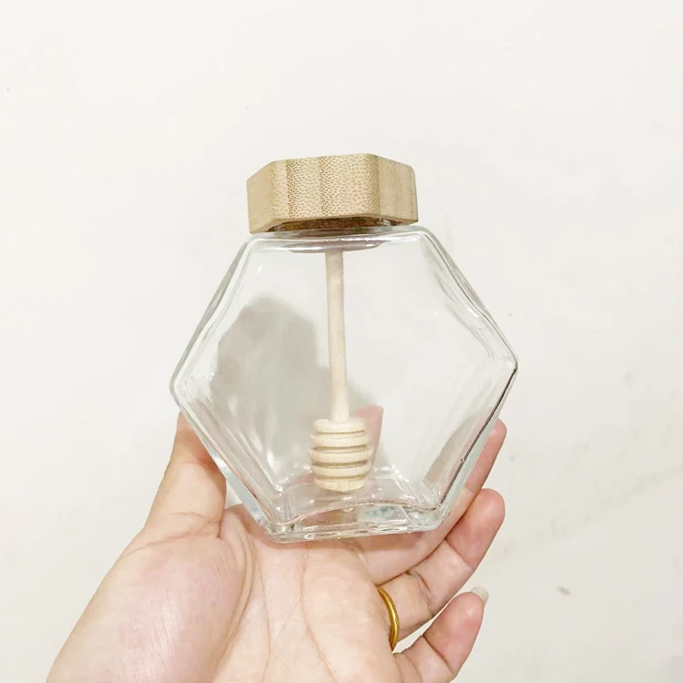 Glass Container with Wooden Dipper for Honey Packaging Hexagon Clear 380ml Food Honeycomb Storage Jars with Bamboo Lids Spoon