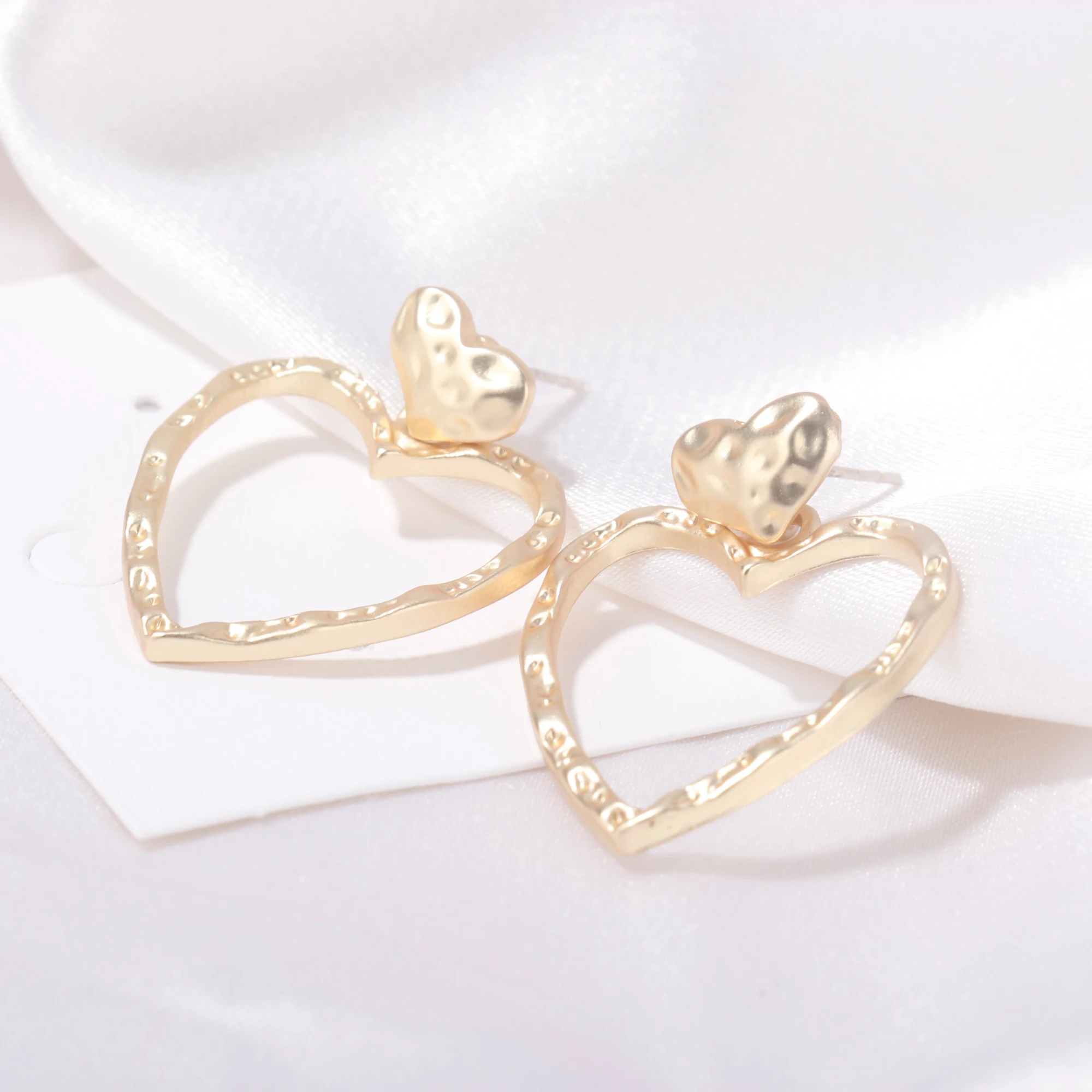 CTWSWU Fashion Hollow Heart Gold Minimalist Hoop Earrings 925 Silver Jewelry Gold Plated Stud Earrings Women Jewellery For Gifts