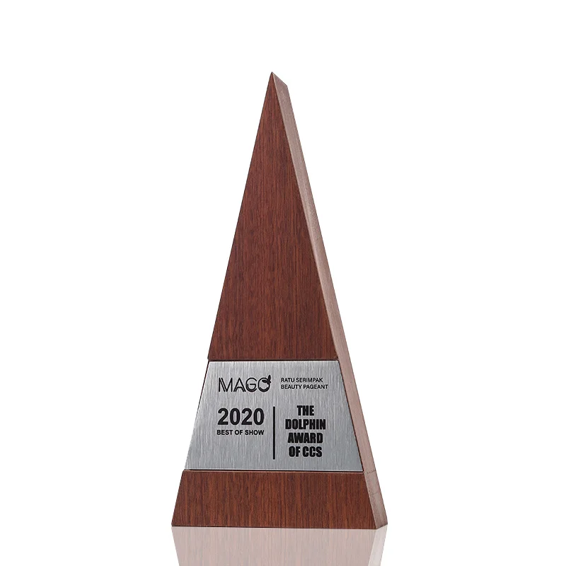 crystal logo custom crystal trophy Desk decoration The sitting room place award trophy Solid wood trophy glass award