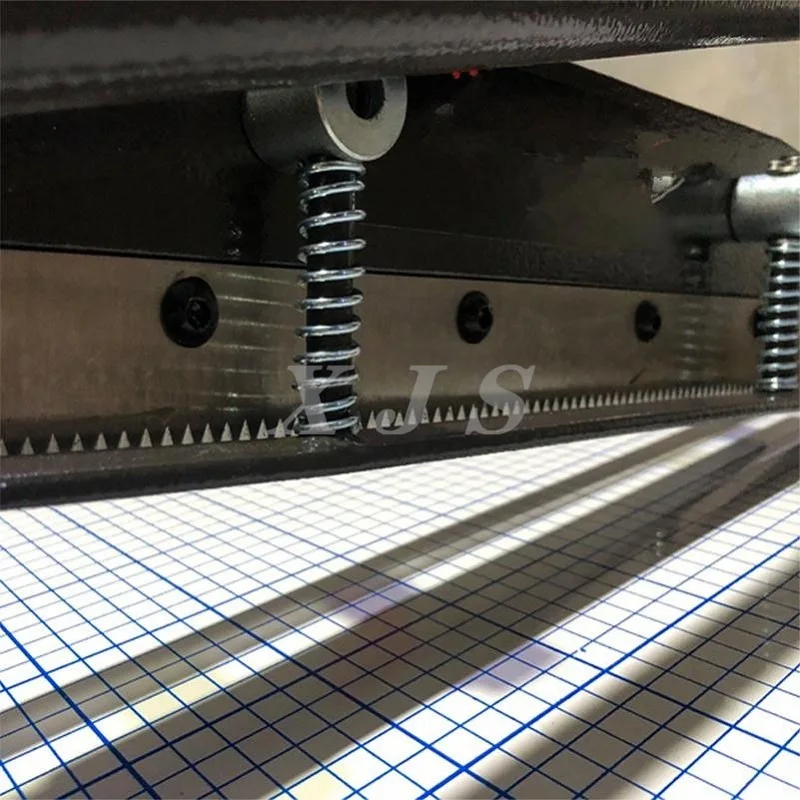 300/400/500/6 00mm Cloth cutting machine price width with top quality