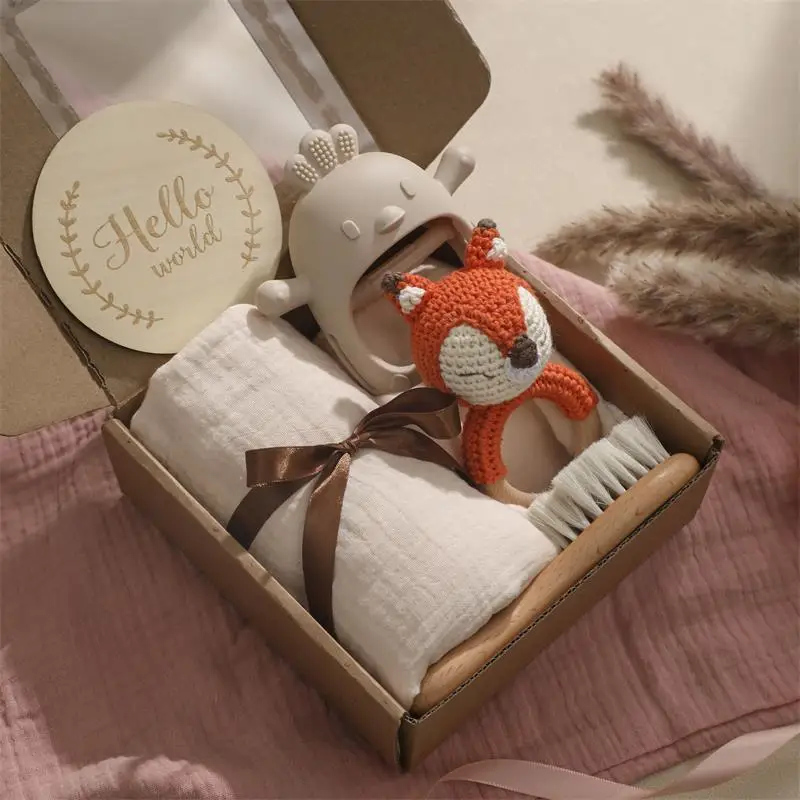 TongTu 2024 New 6pcs newborn Baby Shower Gift Set Animal Rattle wooden milestone Wool brush Baby Teething Baby Gift Set