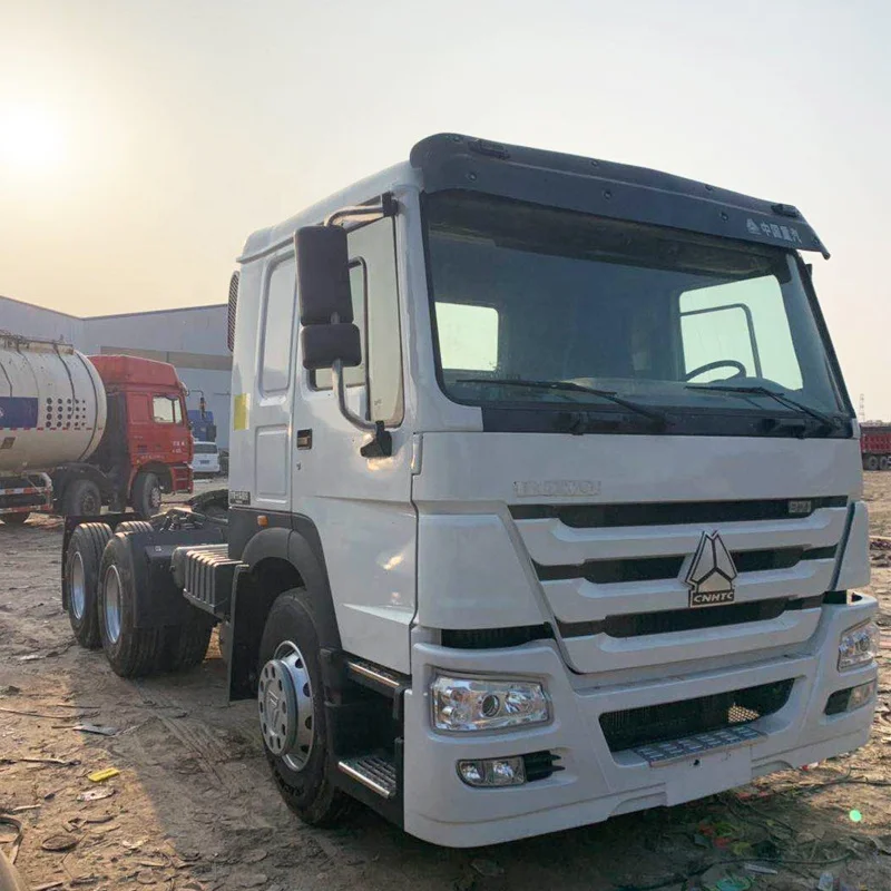 6x4 Sinotruk Howo A7 T7H Cng Trailer Tractor Head Truck For Sale