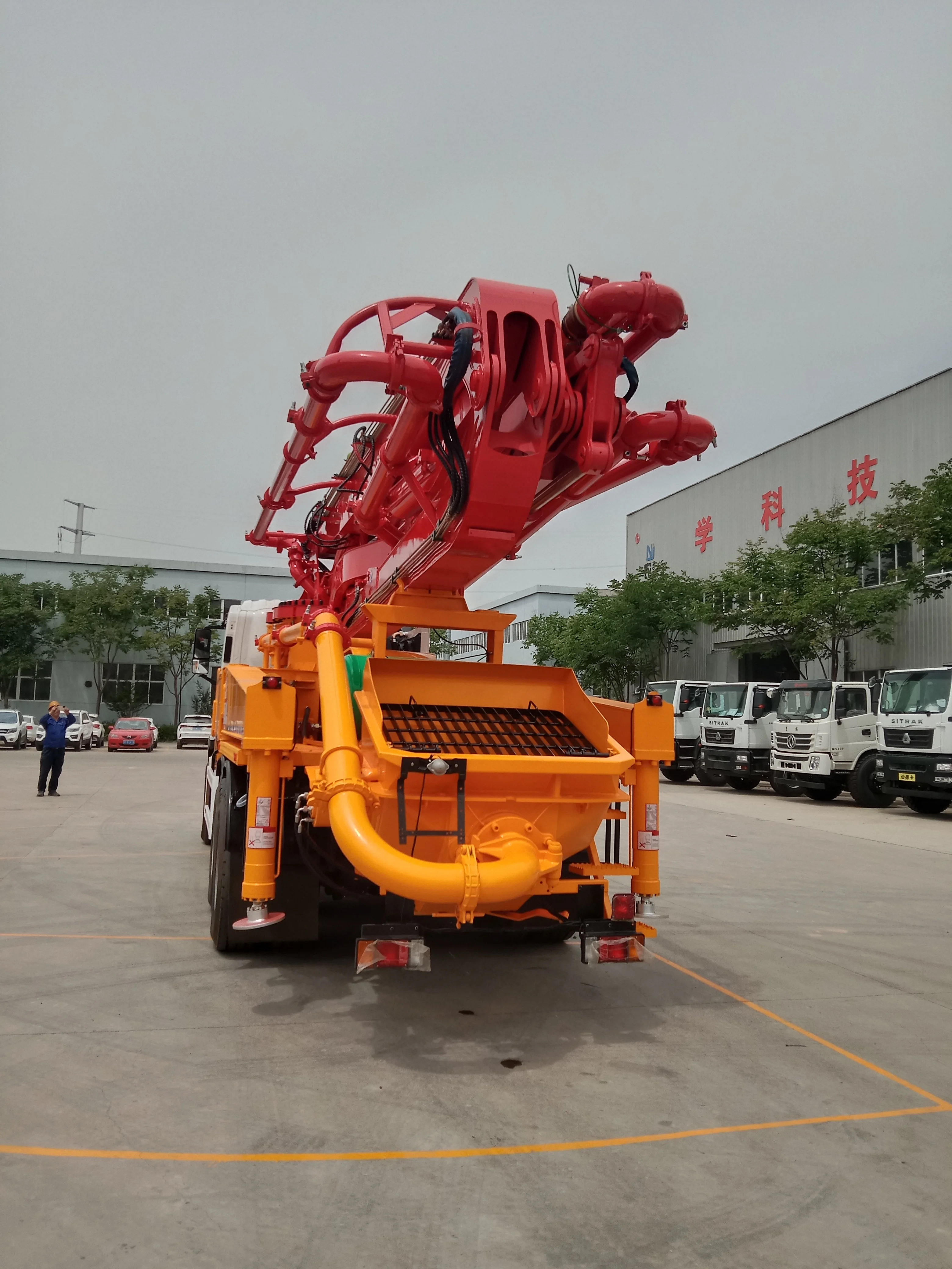 Chinese Original Supplier Of Concrete Pump Truck 38M ISUZU Chassis