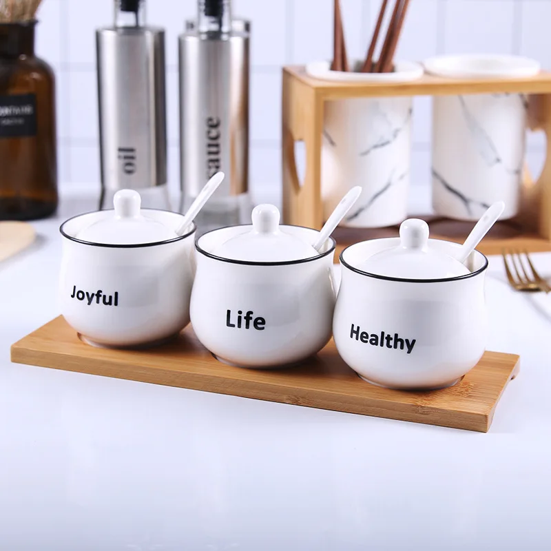
Ceramic Seasoning Jar Set Household spice pot Ceramic Salt and pepper shaker Kitchen storage container 