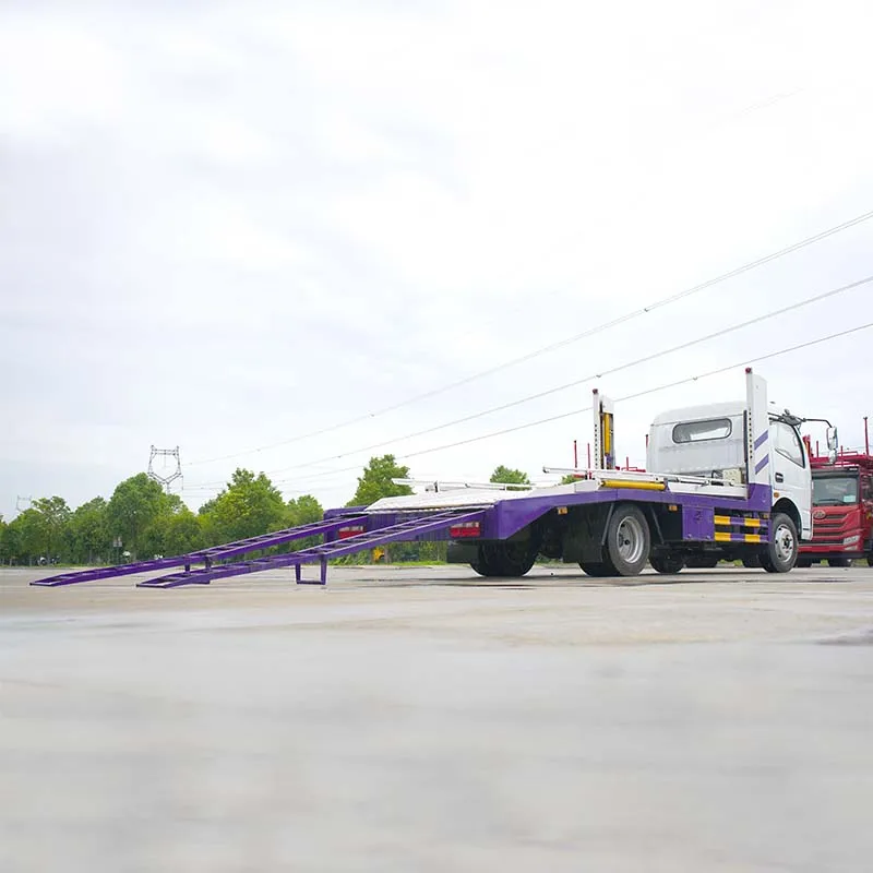 Двухэтажный грузовик Dongfeng 4x2 с прицепом для перевозки 2 автомобилей