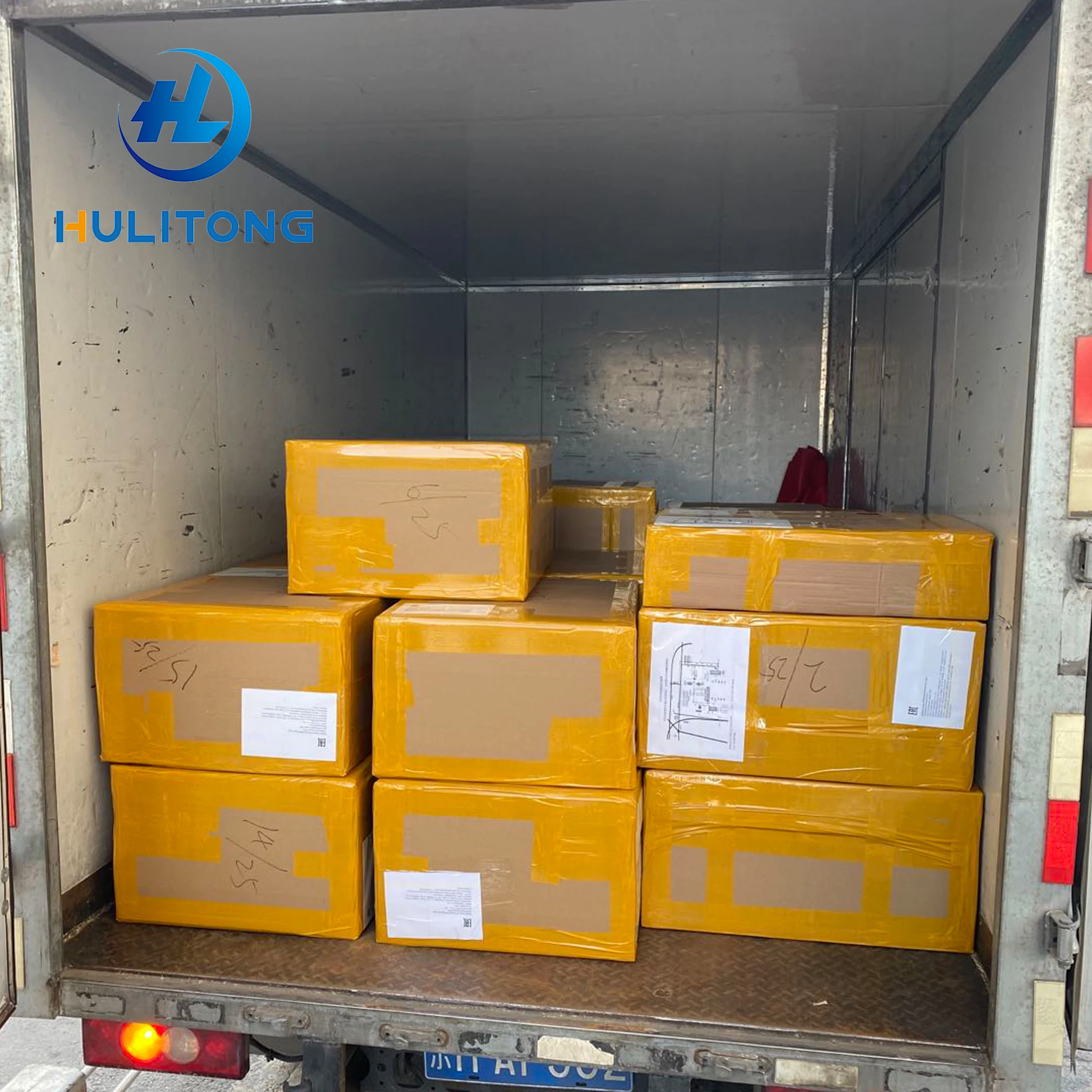 S5735-L8T4S-A-V2 CloudEngine S5700 Series Switches Hardware