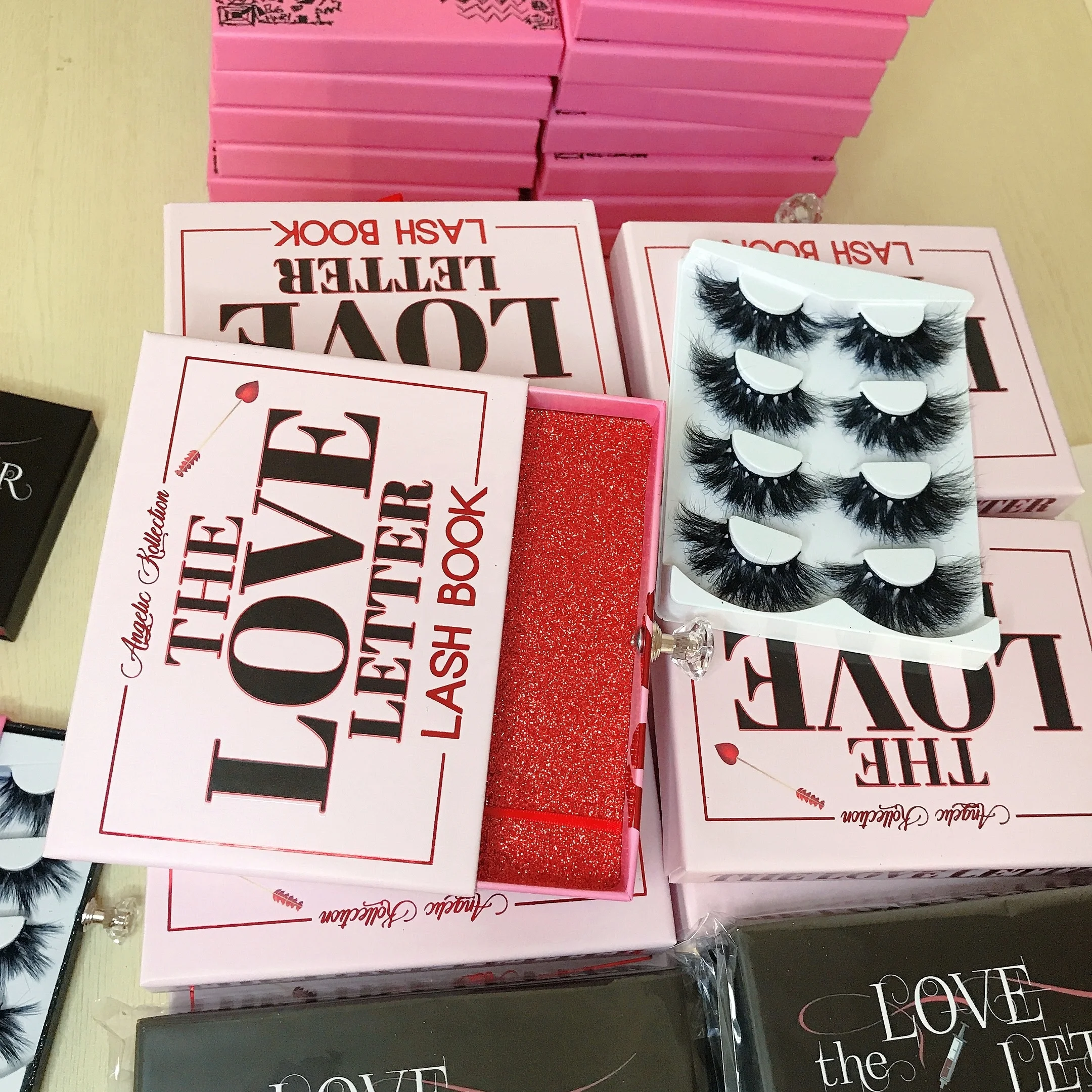 2021 new arrivals 4pairs mink lash box book packaging case Full Strip fluffy vegan 25mm 3D eye lashes wholesale vendor eyelashes