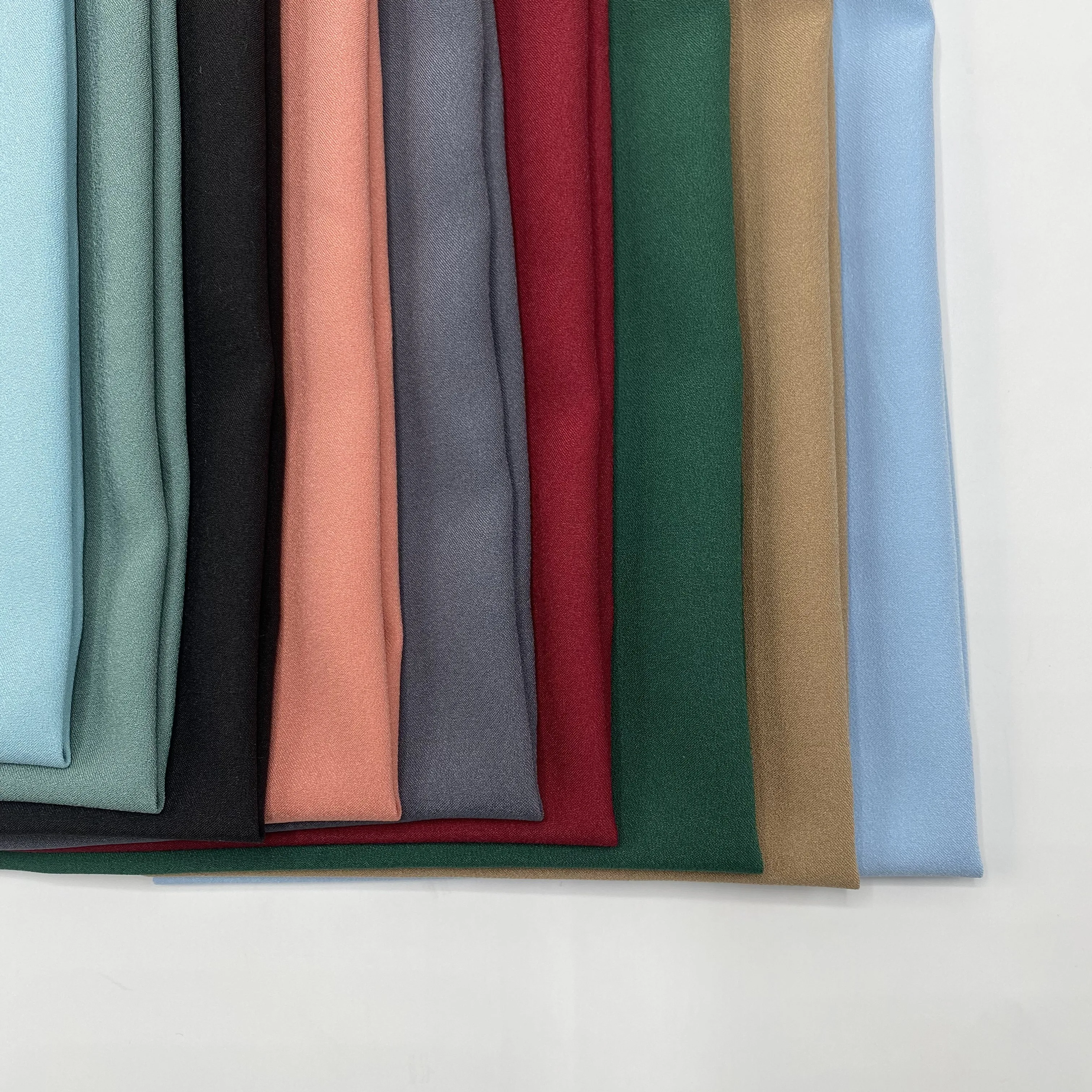 Soft smooth valued price breathable polyester silk Matte satin fabric