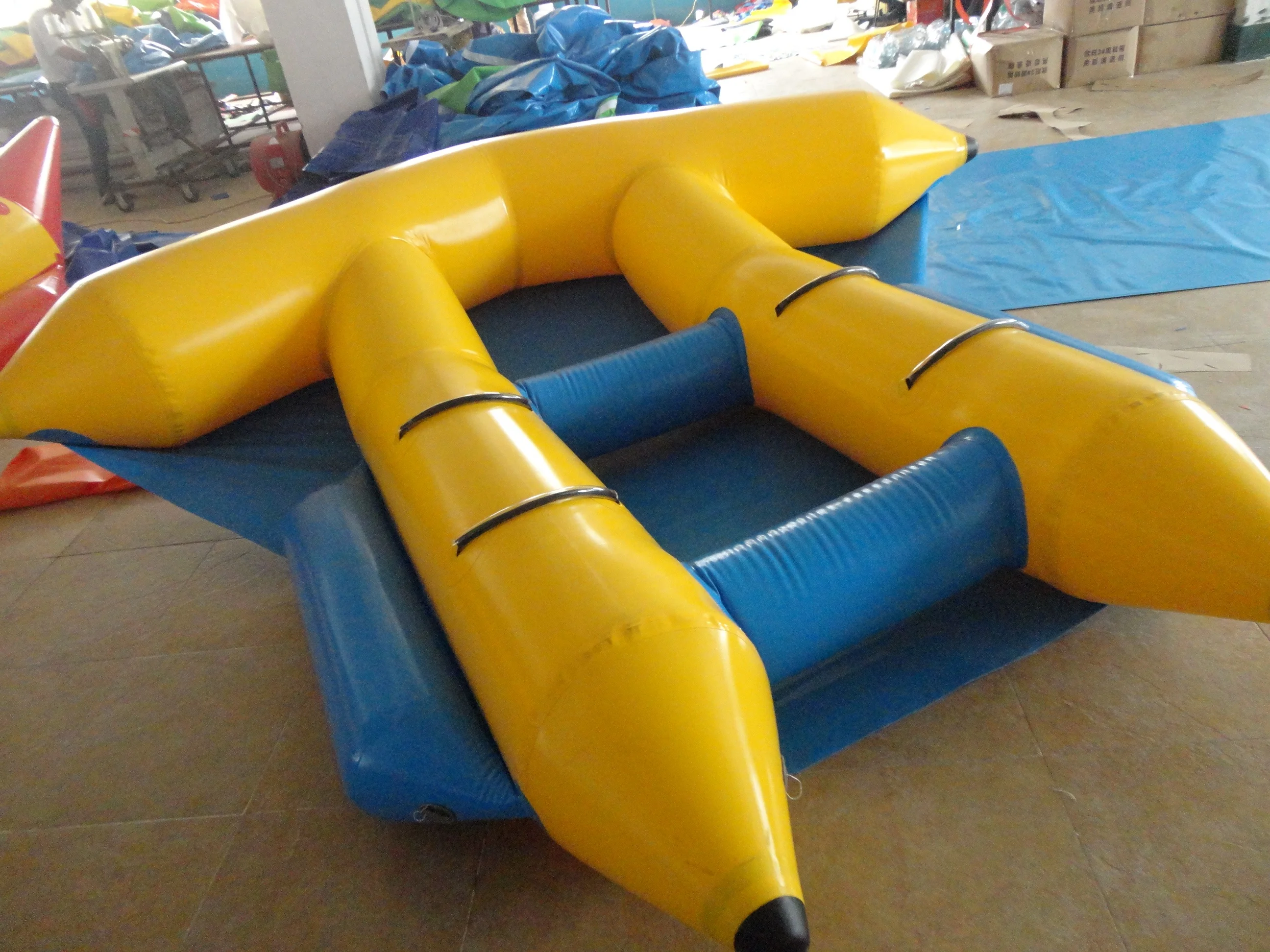 Orient Inflatables 4 persons water screaming inflatable flying fish banana boat