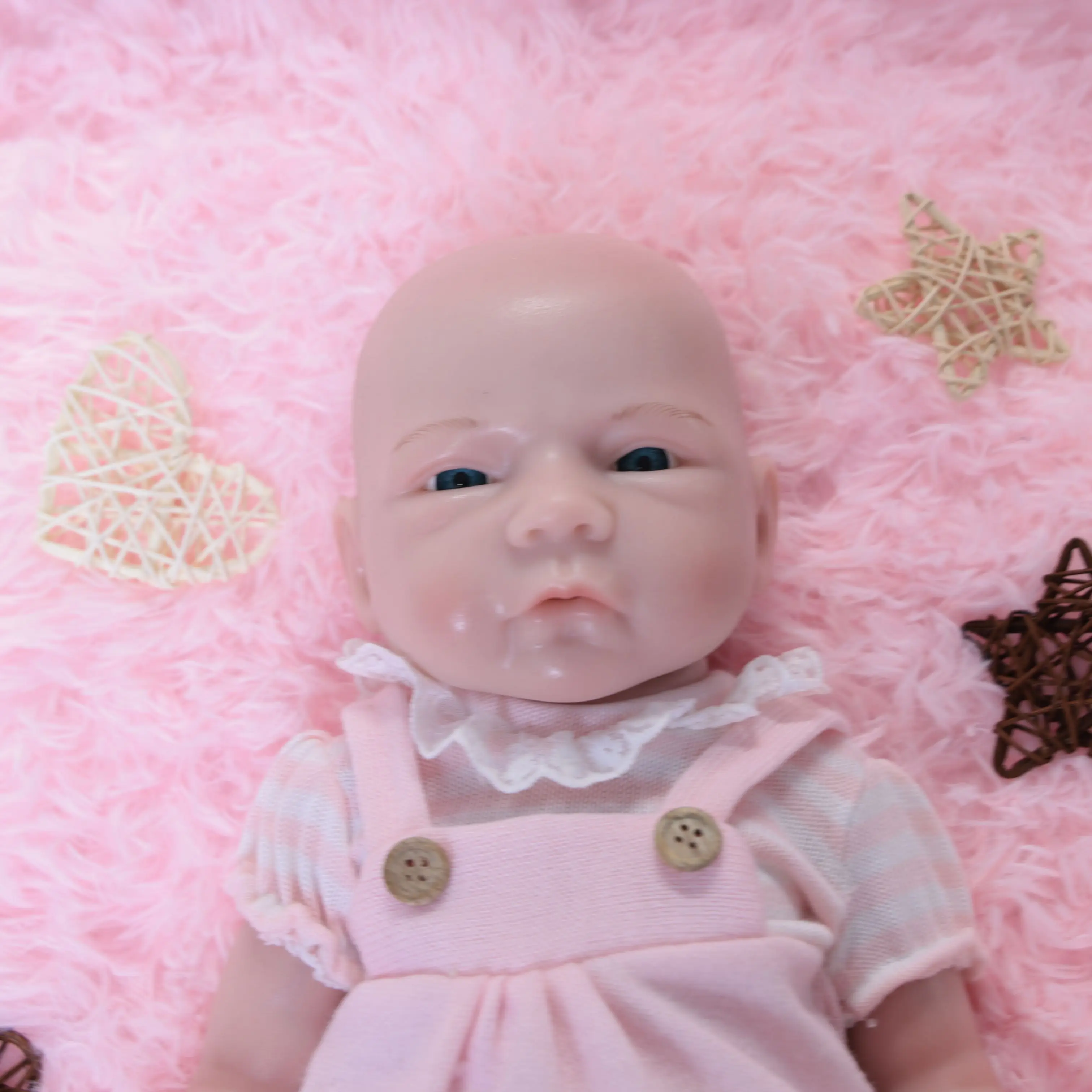 18.5inch Real Reborn Doll Baby Silicone Body(girl) Newborn Baby Lifelike Painted Skin With Pacifier bottle and outfit for gifts