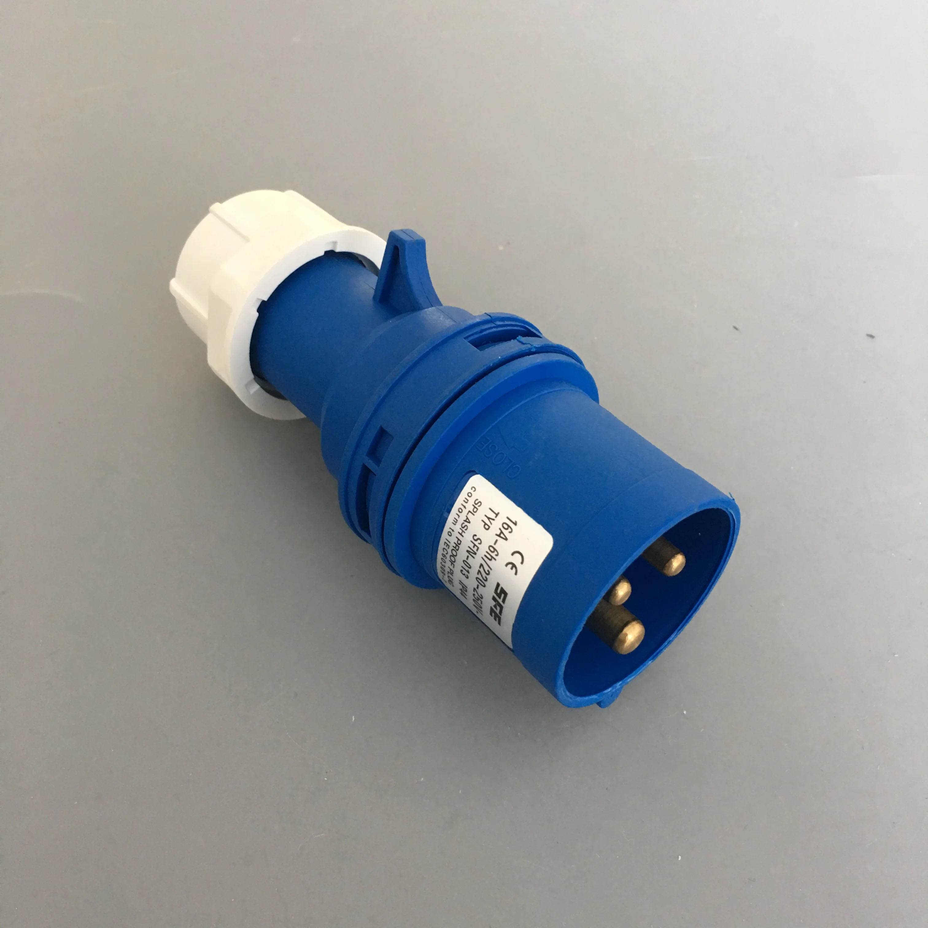 ip44 cee industrial plug socket /waterproof industrial plug &socket /CEE Industrial connector