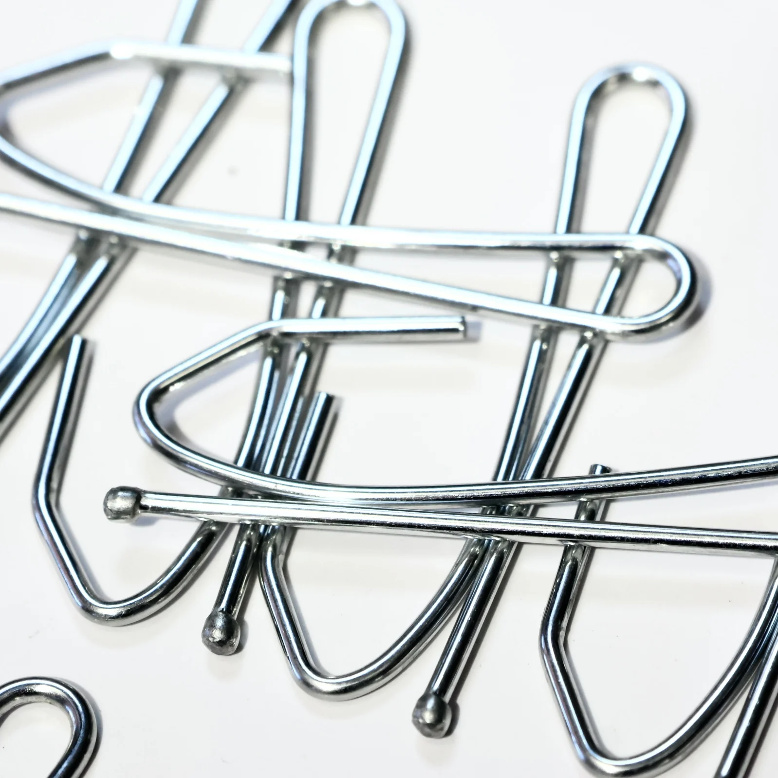 Rust-proof Pin-on S Hook Steel Self Unique Drapery hook Maker hospital curtain