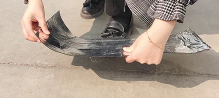 Самоклеящаяся водонепроницаемая катушка Крыши Здания водонепроницаемый ремонтный материал бунгало с утечкой воды сильная анти-утечка Асфальтовая лента