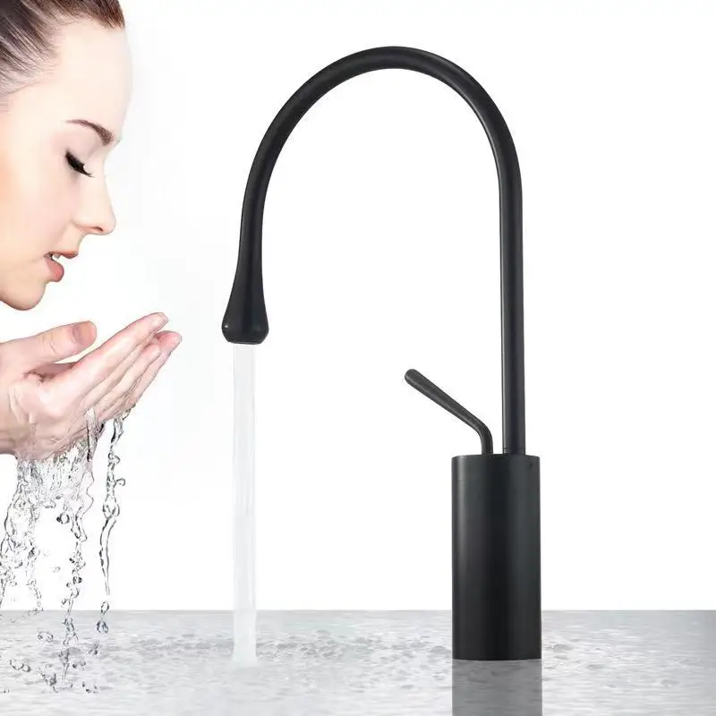 Single Handle Stainless Steel Basin Faucet Hot and Cold Water Basin Sink Mixer Tap Deck Mounted Chrome Bathroom Sinks Faucet