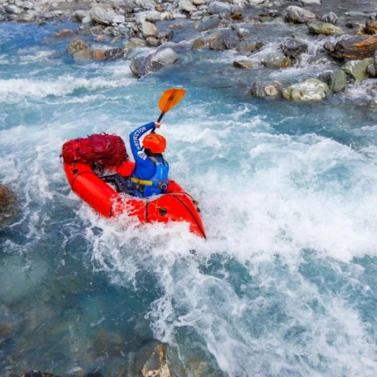 В европейском стиле пакет плот whitewater плот