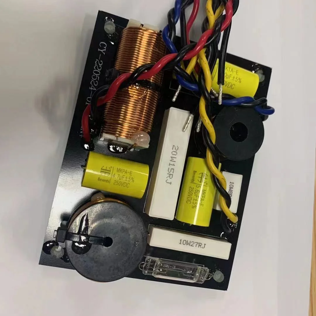 Bevenbi Profissional Crossover 4 Way Audio High-pass Low-pass Band-pass 3 Way Audio Frequency Divider