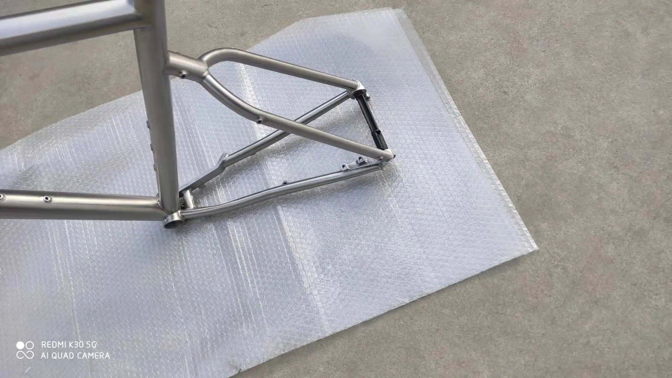 raw titanium material   bicycle frame gravel